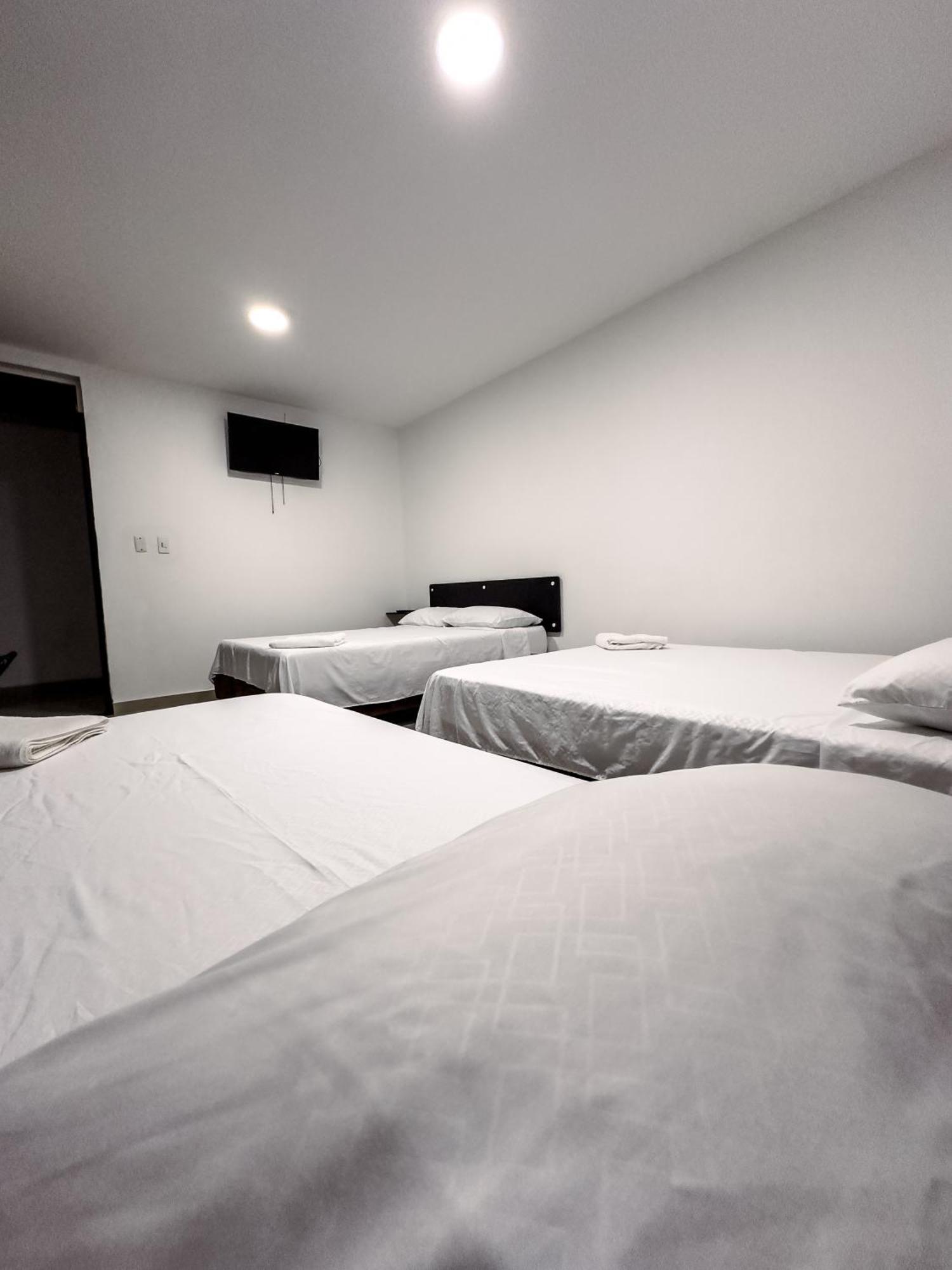 Hotel Bazurto Plaza Cartagena Exterior foto