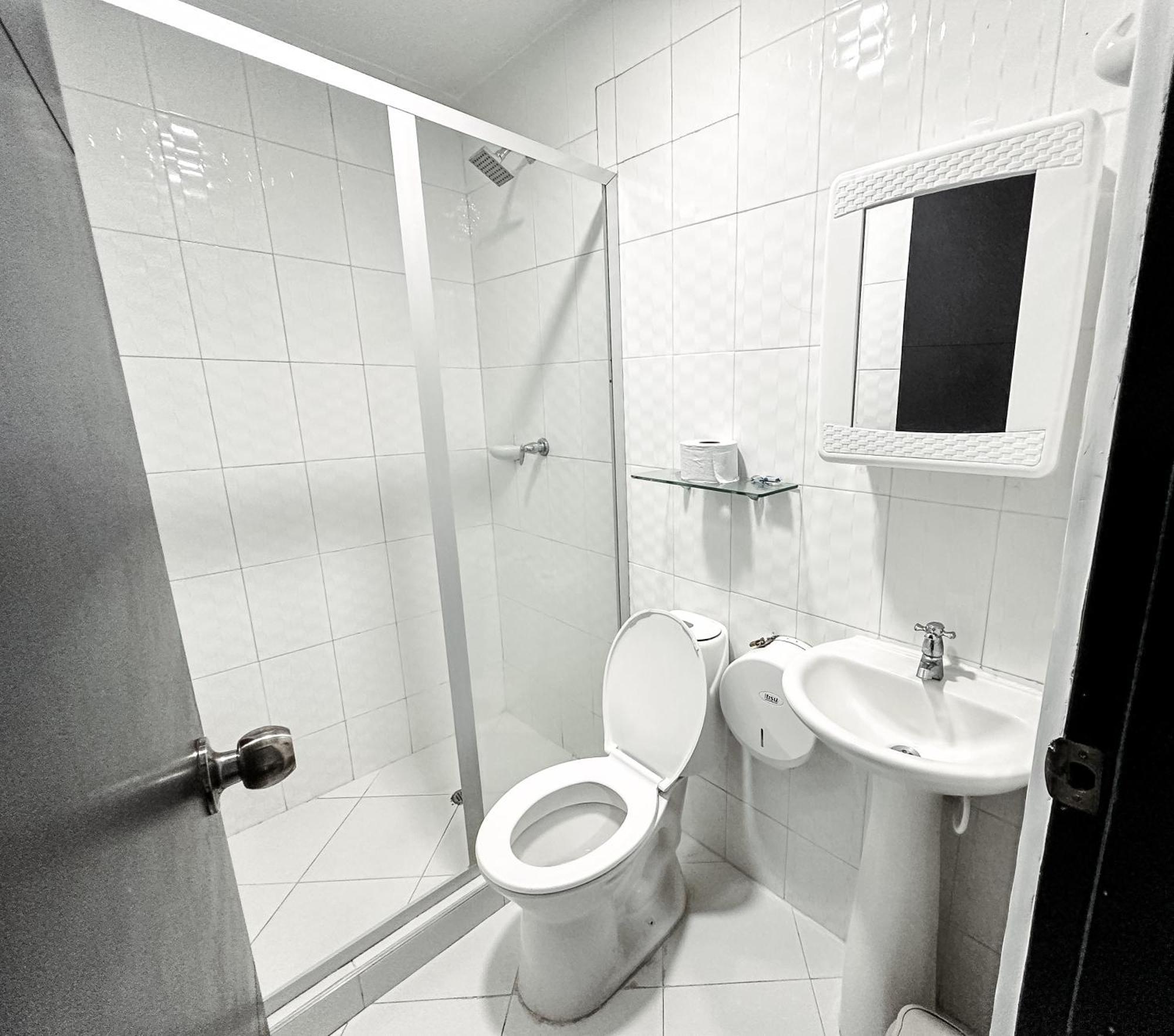 Hotel Bazurto Plaza Cartagena Exterior foto